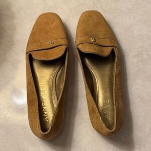 Brand New Without Tags - Never Worn Anne Klein Women's Brown Suede Loafers